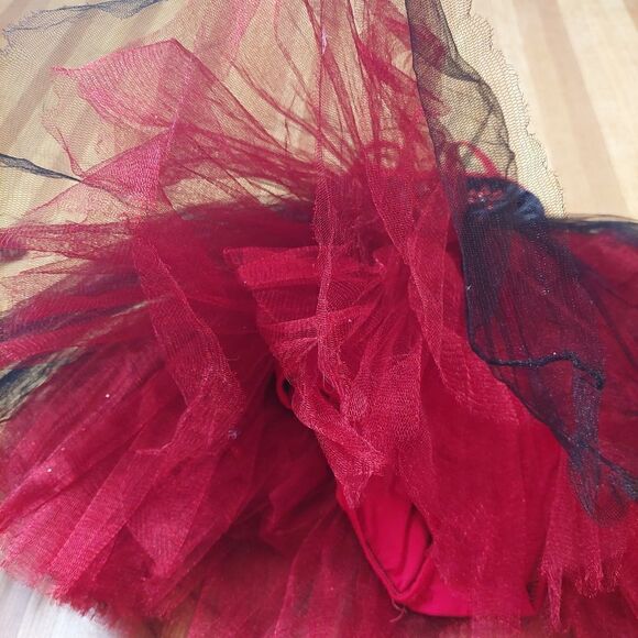 Kids Girls Cute Little Red & Black Ballerina Costume - Picture 5 of 9